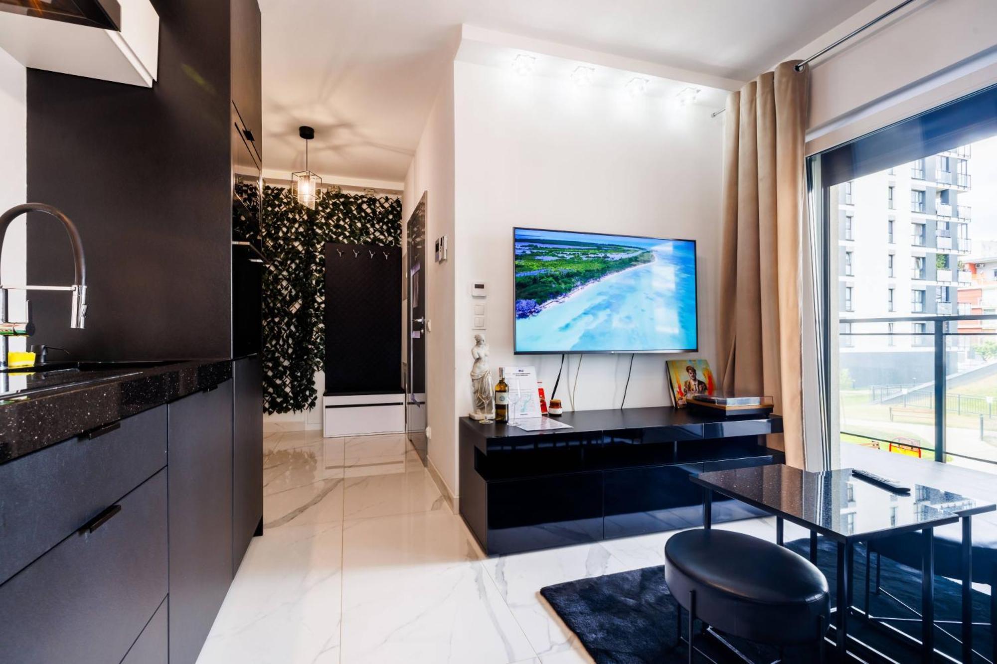 Luxury Apartment With Spa Bath- City Centre, Free Parking ジェシュフ エクステリア 写真